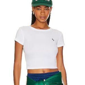 Beverly Hills x REVOLVE Cropped Baby Tee in White Palm